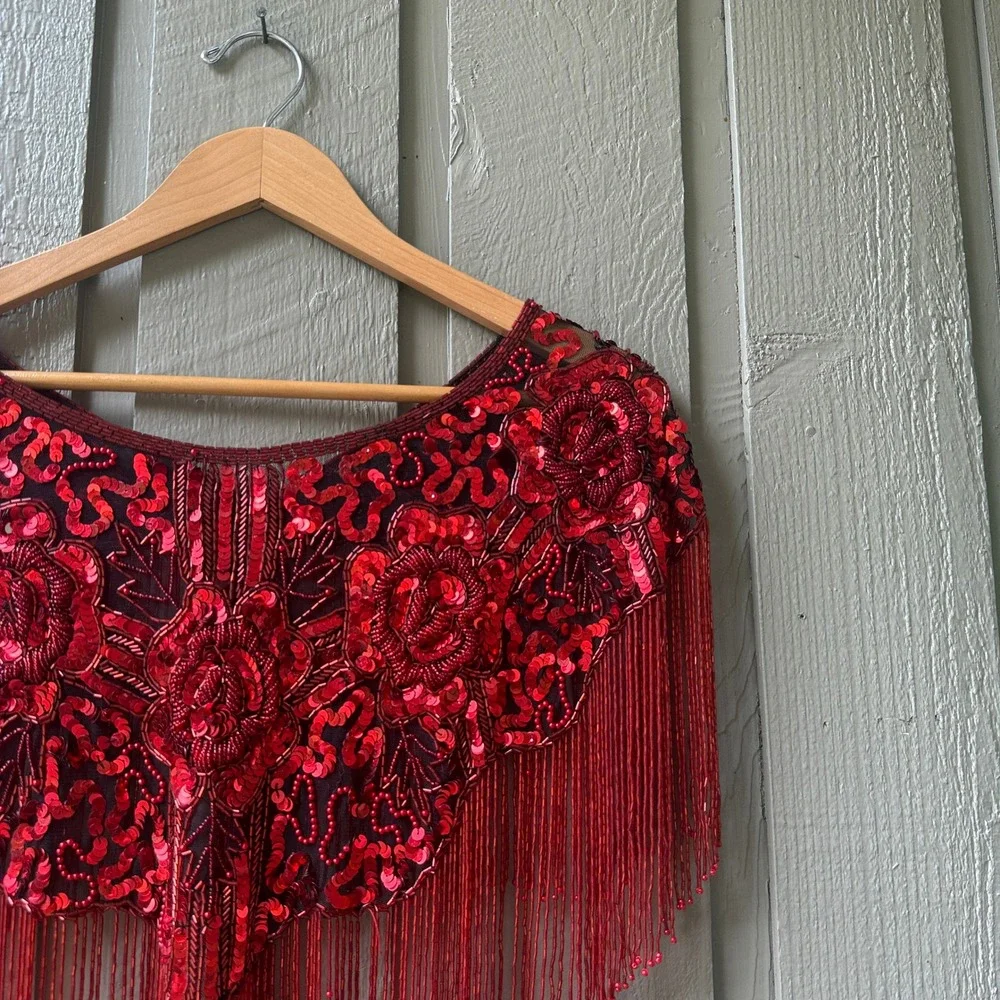 Vintage Beaded Sequin Fringe Capelet Shrug Womens One Size Red Floral Wrap